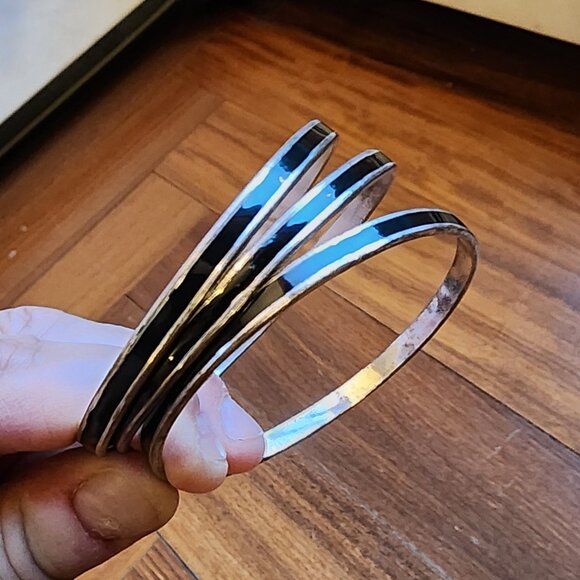 Etsy Black/Gold Bangle Bracelet Set - Picture 13 of 14